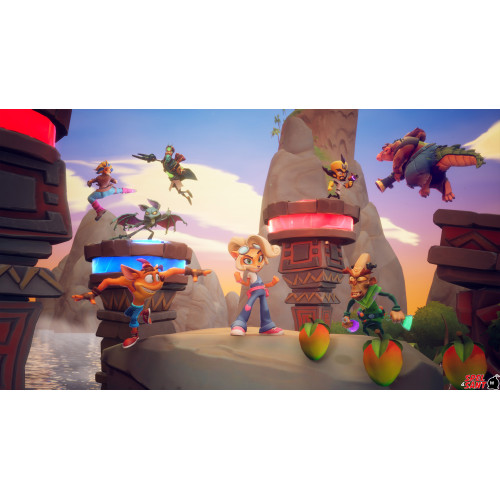 Crash Team Rumble - Deluxe Cross-Gen Edition (английская версия) PS4